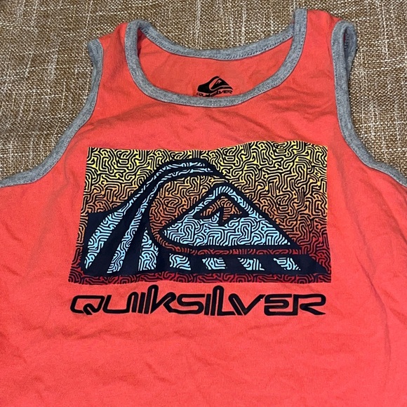 Quiksilver Orange Coral Tank with Graphic Design Size Youth 6 EUC - Picture 4 of 6